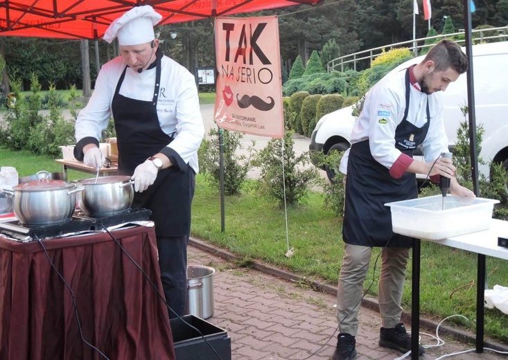 TAK na serio - gotowanie z Remigiuszem Rączką