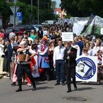 Korowód na 100-lecie niepodległości w Mławie