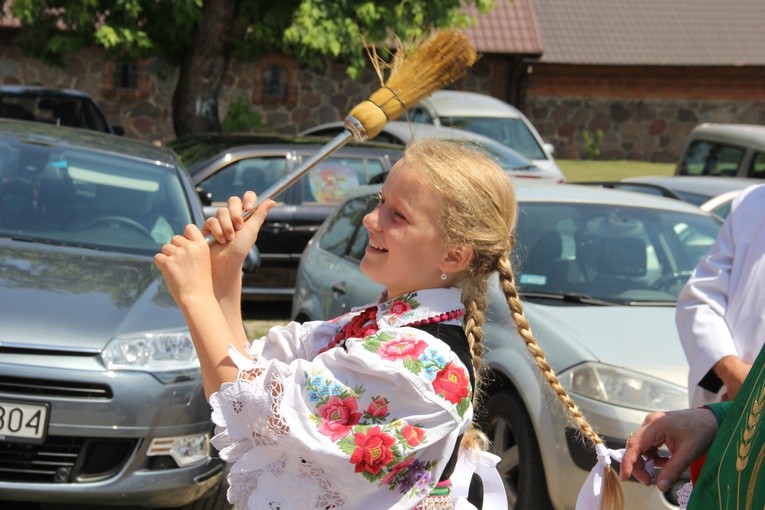 Poświęcenie zegara w Bąkowie Górnym