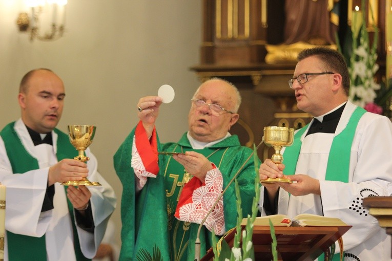 Poświęcenie zegara w Bąkowie Górnym