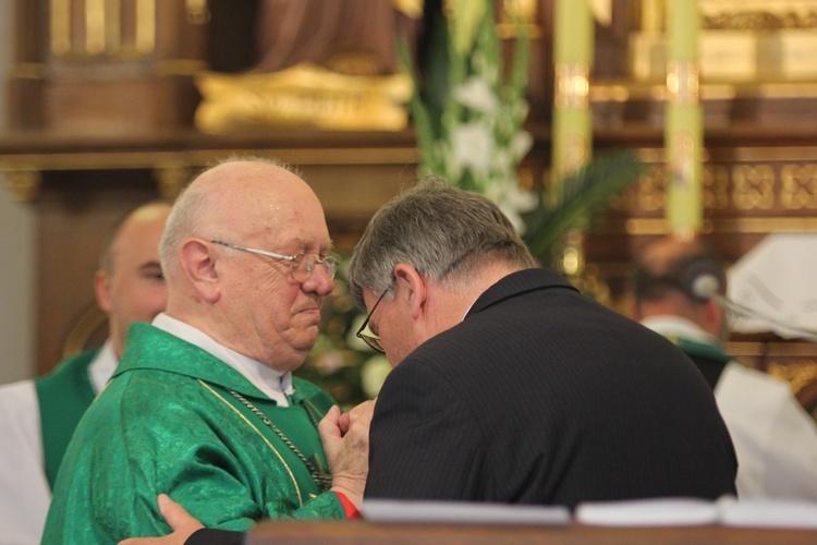 Poświęcenie zegara w Bąkowie Górnym