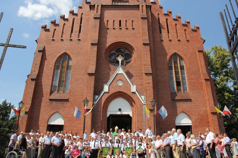 Poświęcenie zegara w Bąkowie Górnym