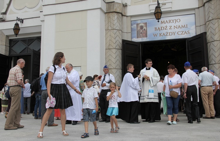 Pożegnanie Jasnogórskiej Pani w diecezji warszawsko-praskiej