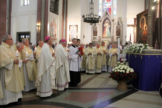 Pożegnanie Jasnogórskiej Pani w diecezji warszawsko-praskiej