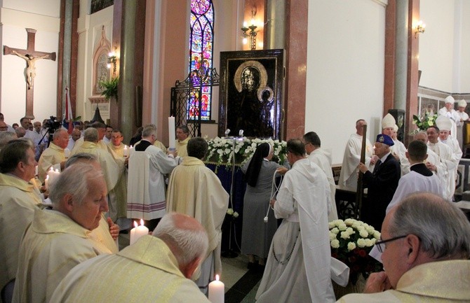 Pożegnanie Jasnogórskiej Pani w diecezji warszawsko-praskiej