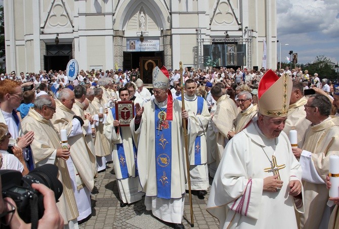 Pożegnanie Jasnogórskiej Pani w diecezji warszawsko-praskiej