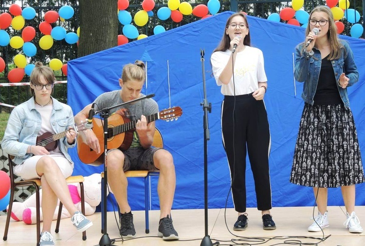 17. Szkolny festyn "u Sióstr" w Bielsku-Białej