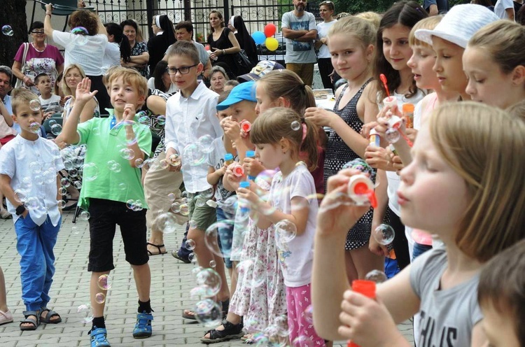 17. Szkolny festyn "u Sióstr" w Bielsku-Białej