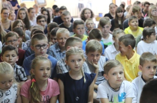 S. Berta Hernandez w szkole bł. Michała Tomaszka w Łękawicy