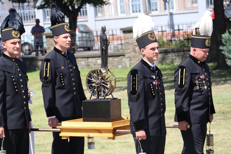 Msza z okazji nadania patronatu św. Barbary miastu Knurów