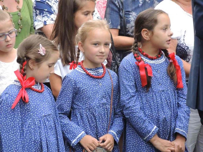 Tablica świętych Kawalerów Orderu Uśmiechu w Leśnej