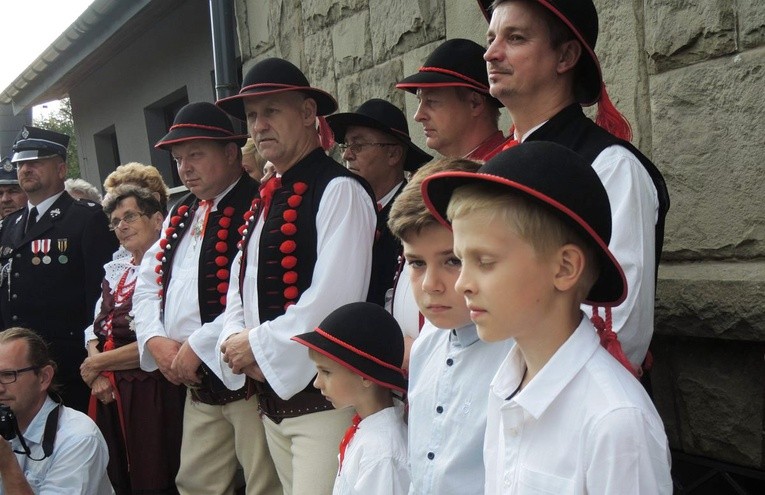 Tablica świętych Kawalerów Orderu Uśmiechu w Leśnej