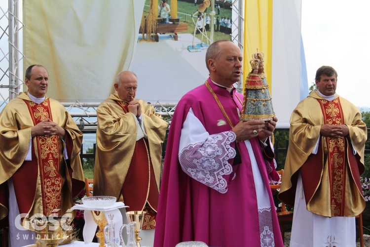 Rocznica koronacji figury na Górze Iglicznej