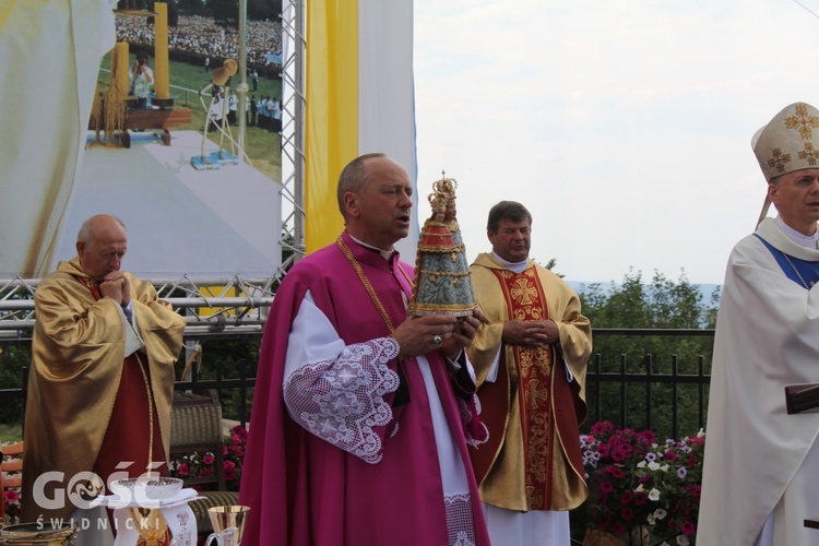 Rocznica koronacji figury na Górze Iglicznej