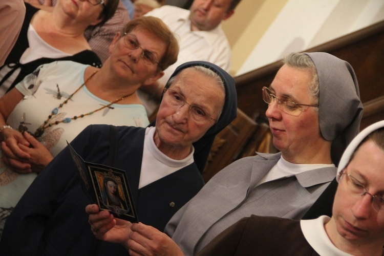 Maryjny Rok Jubileuszowy w Rokitnie rozpoczęty