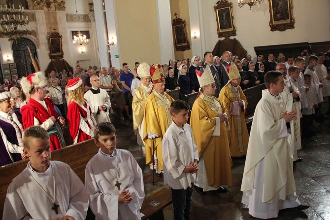 Maryjny Rok Jubileuszowy w Rokitnie rozpoczęty