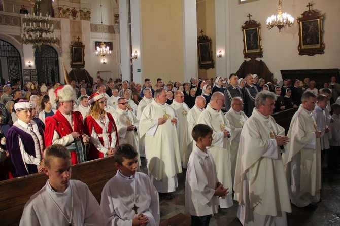 Maryjny Rok Jubileuszowy w Rokitnie rozpoczęty