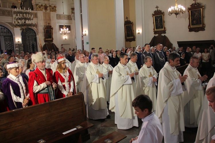 Maryjny Rok Jubileuszowy w Rokitnie rozpoczęty