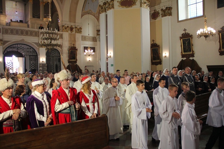 Maryjny Rok Jubileuszowy w Rokitnie rozpoczęty