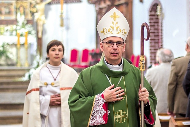 Te dni przypominają wielu osobom jak ważne jest spotkanie, rozmowa, po prostu bycie ze sobą – podkreśla duszpasterz.