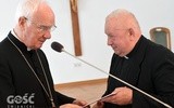 Księża proboszczowie odebrali dekrety w Świdnickiej Kurii Biskupiej około godz. 10.00.