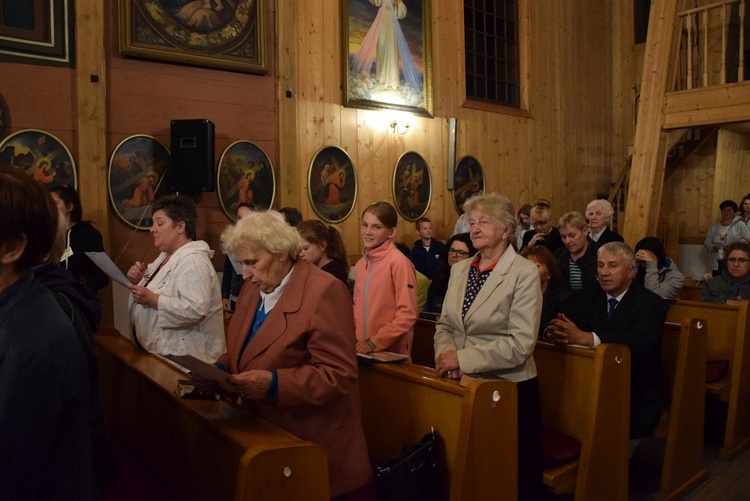 V Gminne Czuwanie ze św. Janem Pawłem II 