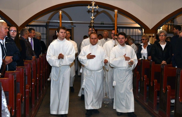 Święcenia diakonatu