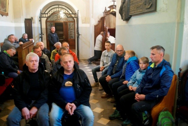 Rano byli w Błotnicy