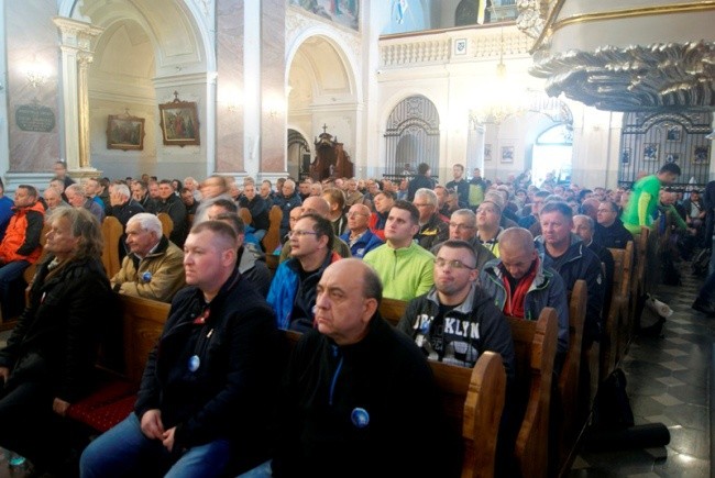 Rano byli w Błotnicy