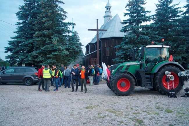 Rano byli w Błotnicy