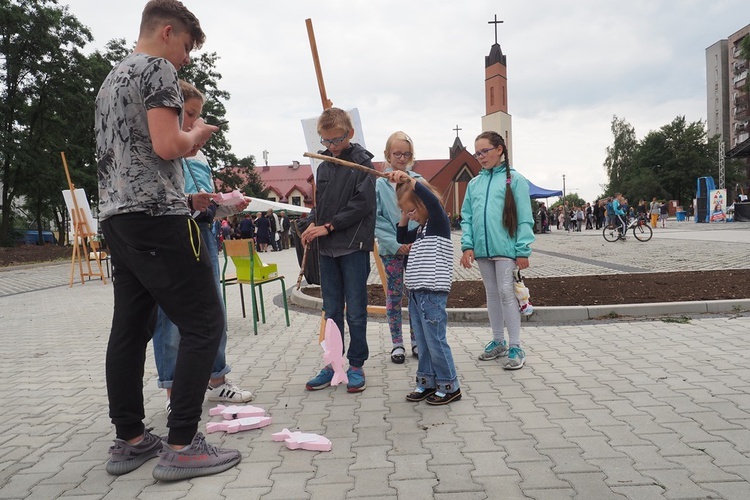 Piknik w parafii MB Nieustającej Pomocy w Mistrzejowicach