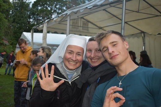 Festiwal Młodych "Nie bój się Ducha" - środa cz. 2