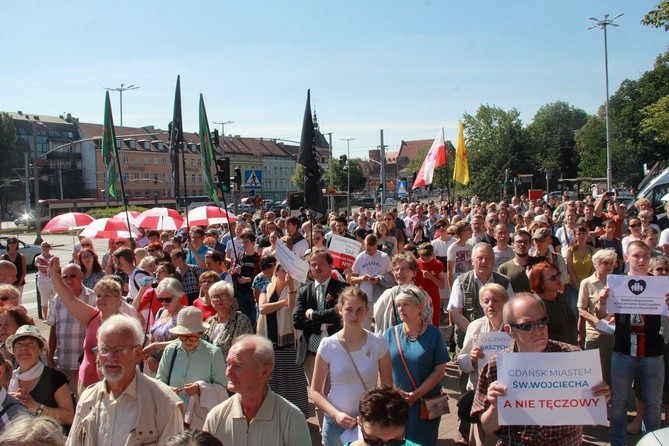 Protest przeciwko Modelowi na rzecz Równego Traktowania