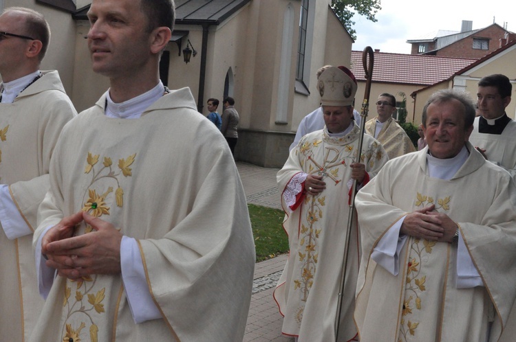 Święcenia kapłańskie w Przecławiu