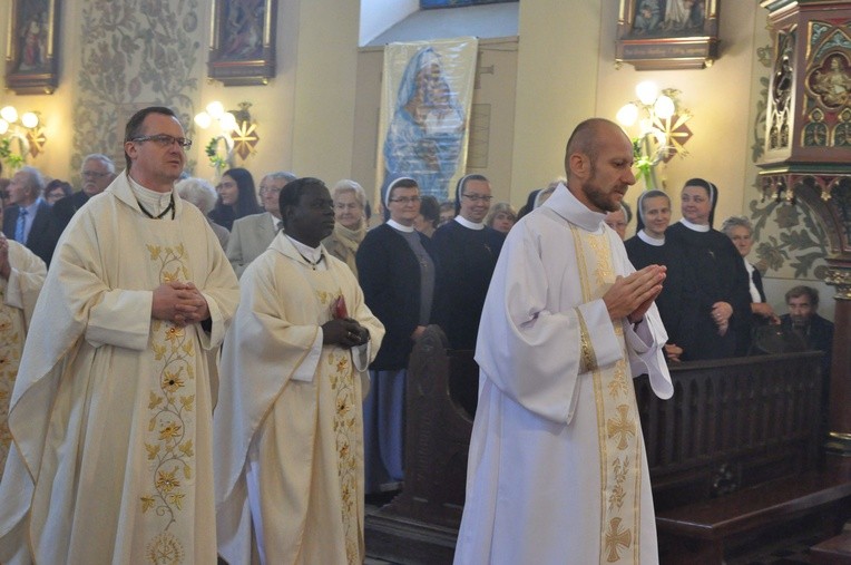 Święcenia kapłańskie w Przecławiu