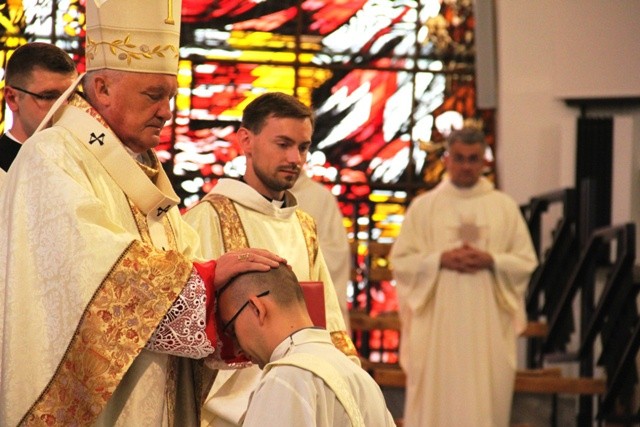 Święcenia u jezuitów 
