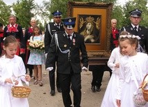 Ona ciągle za nami tęskni!