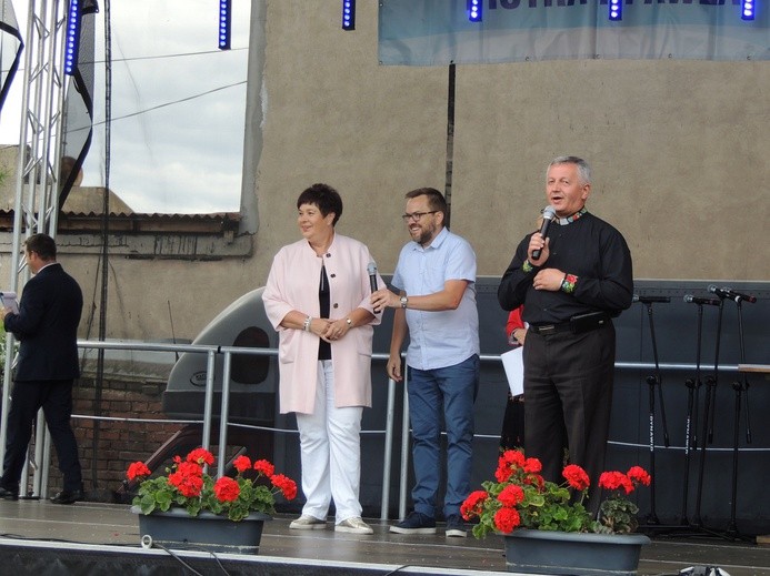 600-lecie parafii w Żychlinie - biesiada rodzinna