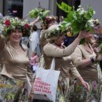 Łotwa śpiewa i tańczy