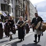 Łotwa śpiewa i tańczy