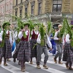 Łotwa śpiewa i tańczy