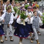 Łotwa śpiewa i tańczy