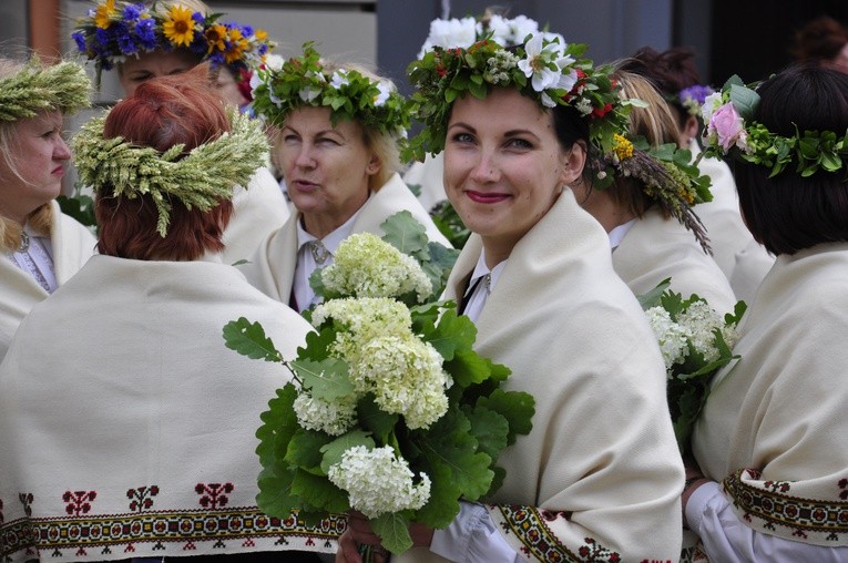 Łotwa śpiewa i tańczy