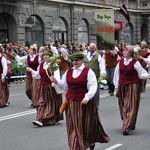 Łotwa śpiewa i tańczy