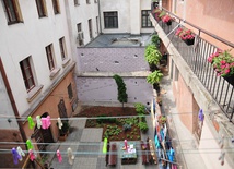 Podwórko przy ul. Jezuickiej w Lublinie