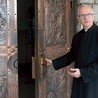 W seminaryjne progi zaprasza rektor ks. Jarosław Wojtkun.