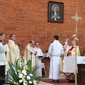 Uroczystości przewodniczył bp Henryk Tomasik.