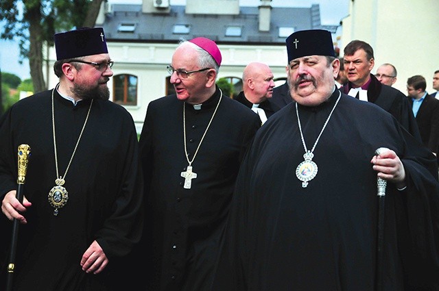 Abp Paisjusz (Martyniuk), abp Stanisław Budzik i abp Abel (od lewej).