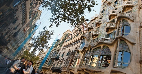 Casa Batlló, kamienica w Barcelonie zaprojektowana przez Gaudíego.