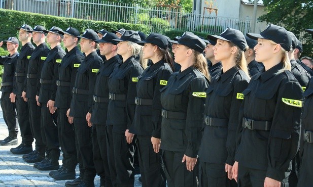 Nowi policjanci 